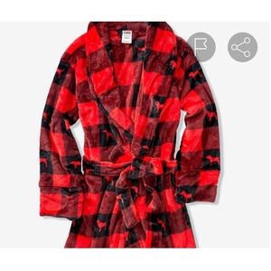 NEW VICTORIA SECRET PINK ROBE
